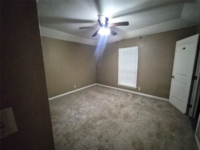 102 Shady Grove Court, Joshua, TX 76058