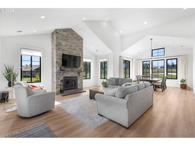 158 BREEZY Ln, Mossyrock, WA 98564