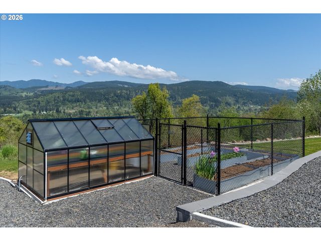 158 BREEZY Ln, Mossyrock, WA 98564