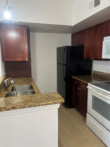 5132 CONROY ROAD 938, Orlando, FL 32811