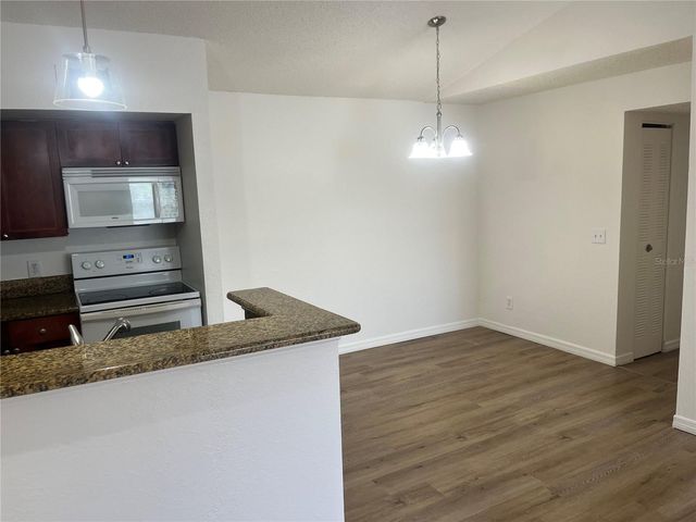 5132 CONROY ROAD 938, Orlando, FL 32811