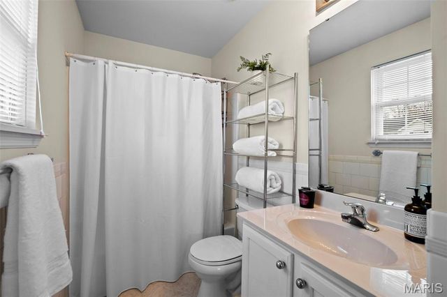 1266 Big Bend Crossing Drive, Manchester, MO 63088