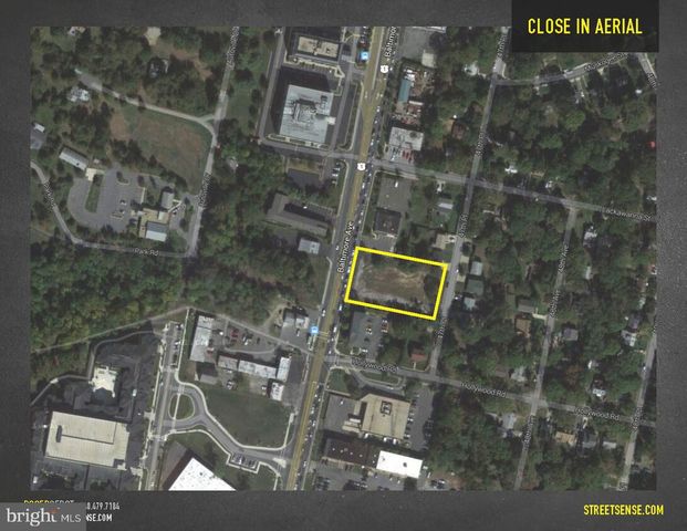 9621 BALTIMORE AVE, College Park, MD 20740