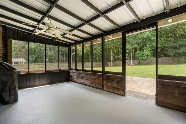 675 Teague Drive NW, Kennesaw, GA 30152