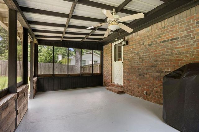 675 Teague Drive NW, Kennesaw, GA 30152