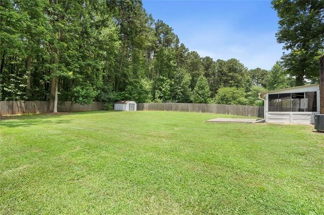 675 Teague Drive NW, Kennesaw, GA 30152
