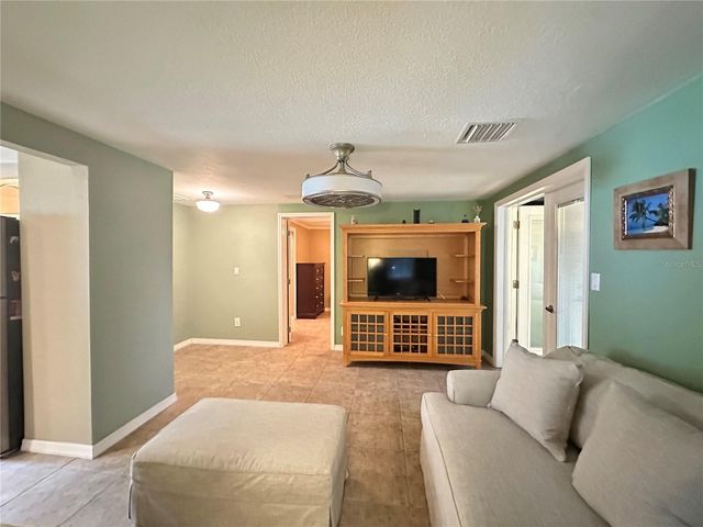 1230 WOODLAWN AVENUE, Punta Gorda, FL 33950