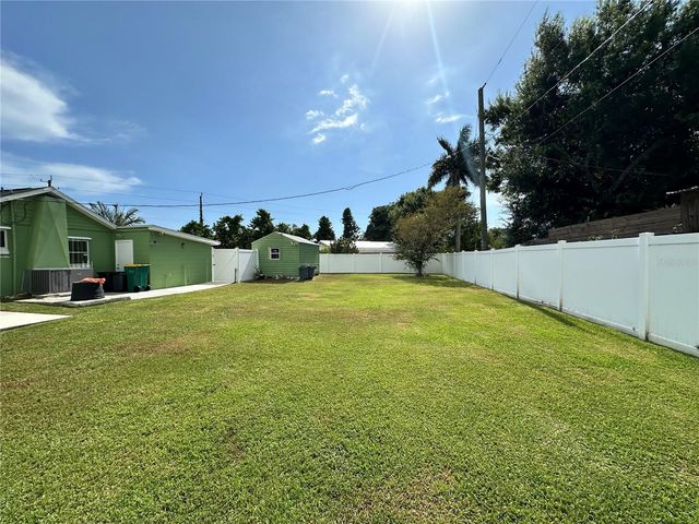 1230 WOODLAWN AVENUE, Punta Gorda, FL 33950