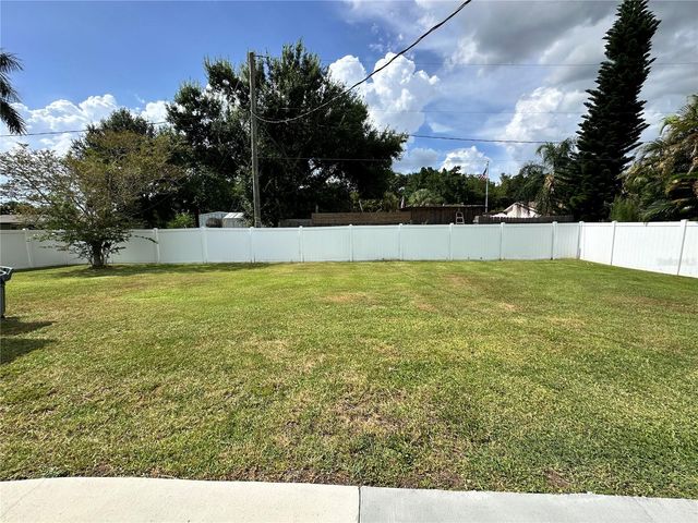1230 WOODLAWN AVENUE, Punta Gorda, FL 33950