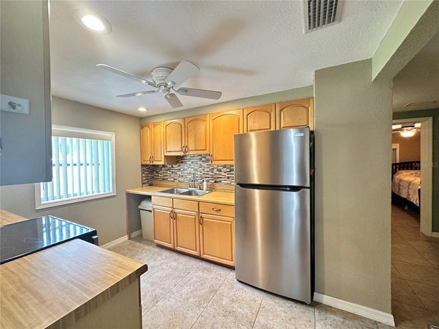 1230 WOODLAWN AVENUE, Punta Gorda, FL 33950