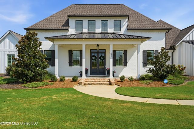 989 Holly Bush Road, Brandon, MS 39047