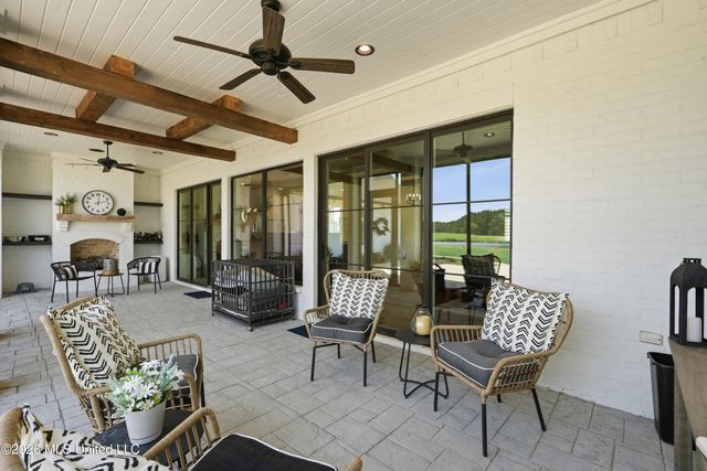 989 Holly Bush Road, Brandon, MS 39047