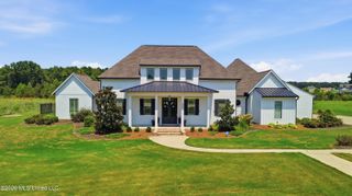 989 Holly Bush Road, Brandon, MS 39047