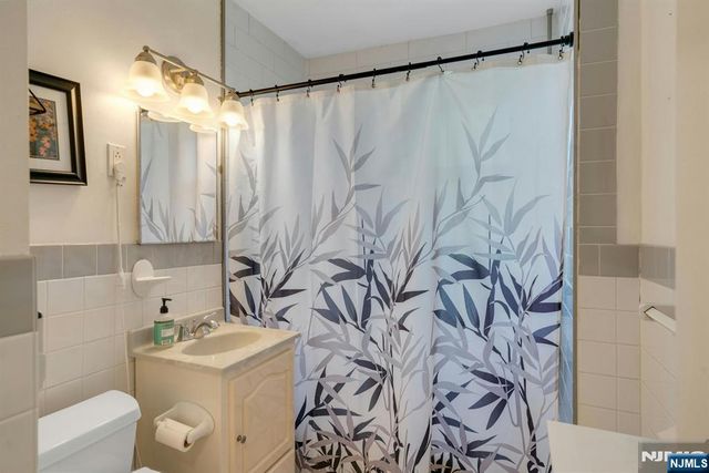228 Willow Avenue, Garwood, NJ 07027
