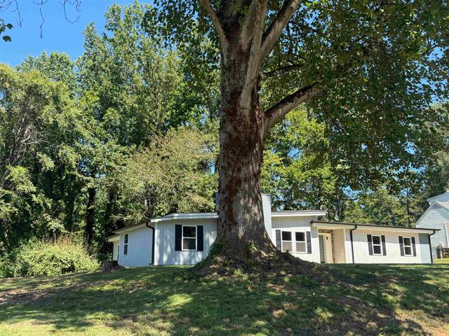 137 Forest Hills Drive, Gaffney, SC 29340