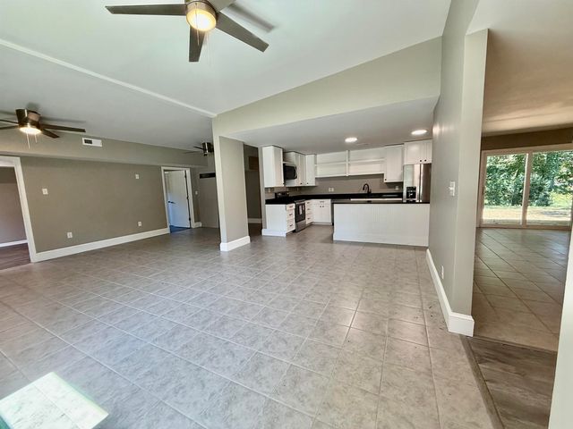 137 Forest Hills Drive, Gaffney, SC 29340