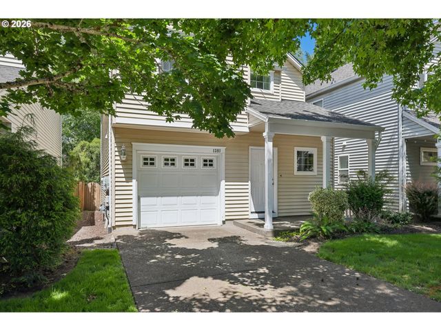 1381 Ne KINNEY St, Hillsboro, OR 97124