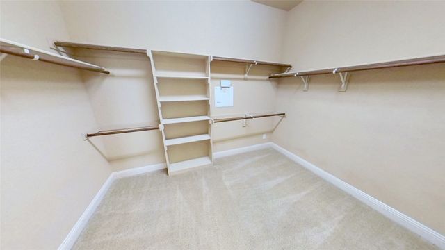 4504 Woodcrest Lane, Mansfield, TX 76063