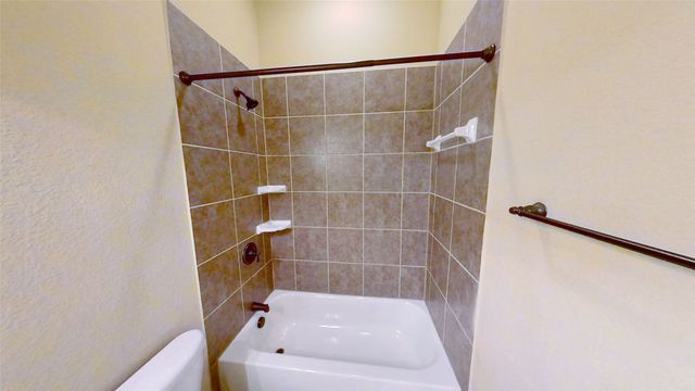 4504 Woodcrest Lane, Mansfield, TX 76063