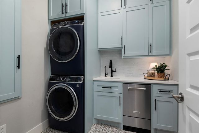 25007 Heather Glade Trail, Tomball, TX 77375