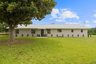 3287 CHIPMUNK RD., Gilmer, TX 75644