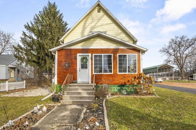 602 W Main Street, Wautoma, WI 54982