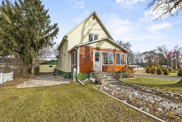 602 W Main Street, Wautoma, WI 54982