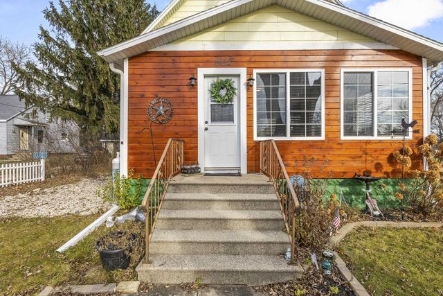 602 W Main Street, Wautoma, WI 54982