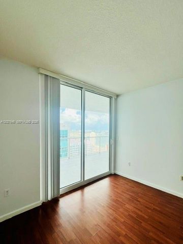 1200 Brickell Bay Drive 4308, Miami, FL 33131