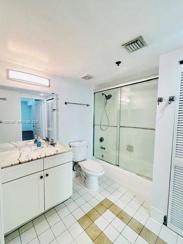1200 Brickell Bay Drive 4308, Miami, FL 33131