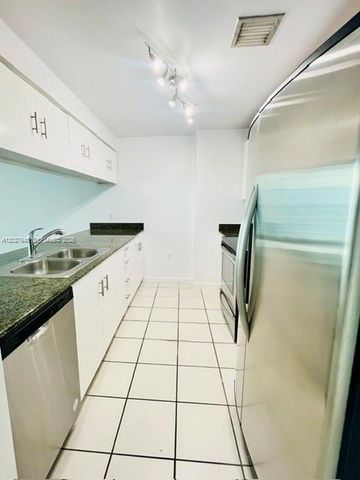 1200 Brickell Bay Drive 4308, Miami, FL 33131