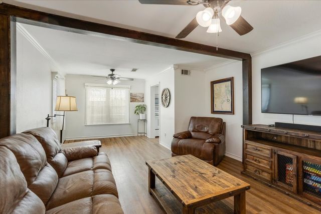 7634 Preston Road, Denison, TX 75020
