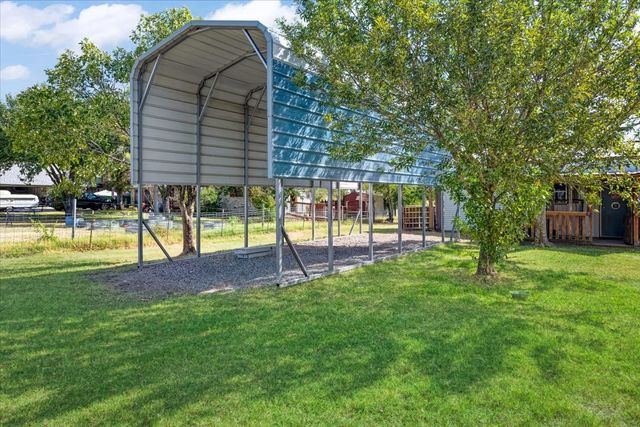 7634 Preston Road, Denison, TX 75020
