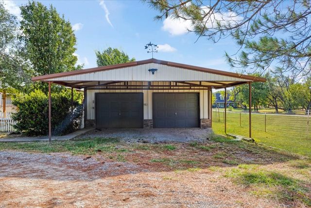 7634 Preston Road, Denison, TX 75020