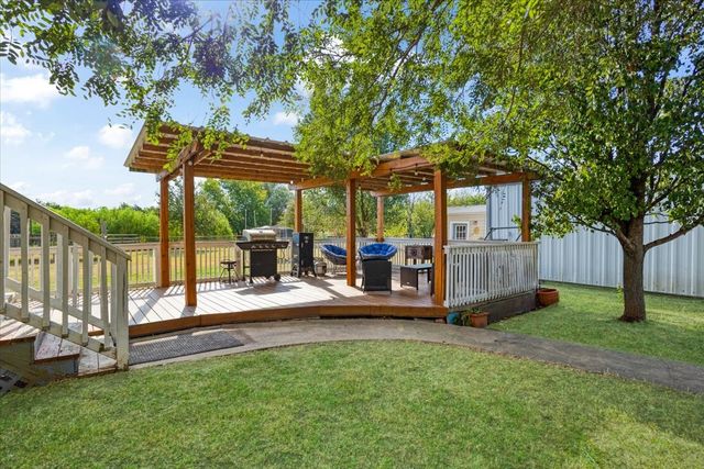 7634 Preston Road, Denison, TX 75020