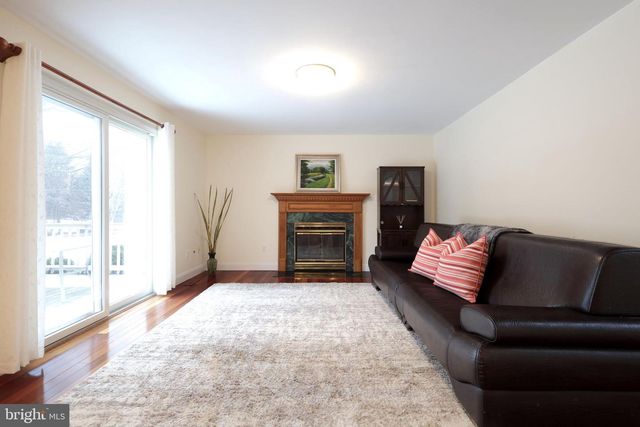 2344 AUTUMNWOOD DR, State College, PA 16801