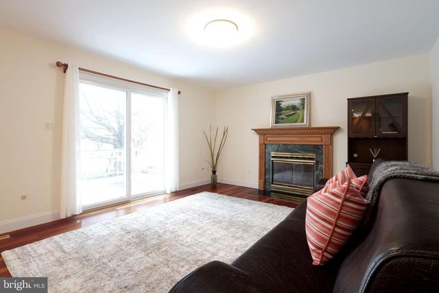 2344 AUTUMNWOOD DR, State College, PA 16801