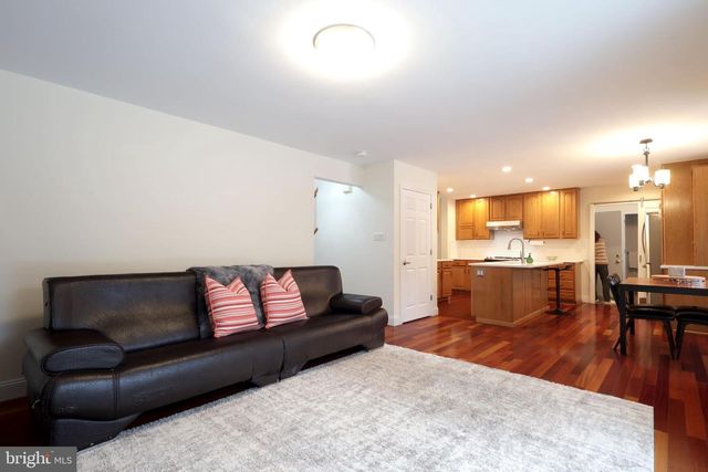 2344 AUTUMNWOOD DR, State College, PA 16801