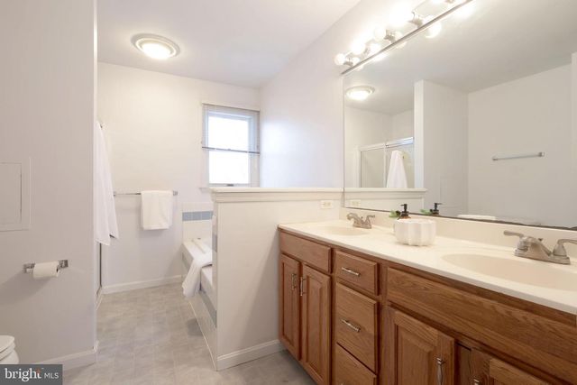 2344 AUTUMNWOOD DR, State College, PA 16801