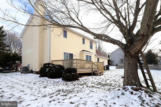 2344 AUTUMNWOOD DR, State College, PA 16801