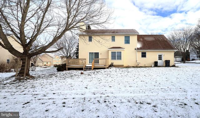 2344 AUTUMNWOOD DR, State College, PA 16801