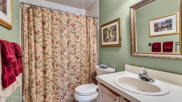 426 Deuce Drive, Wall, NJ 07719