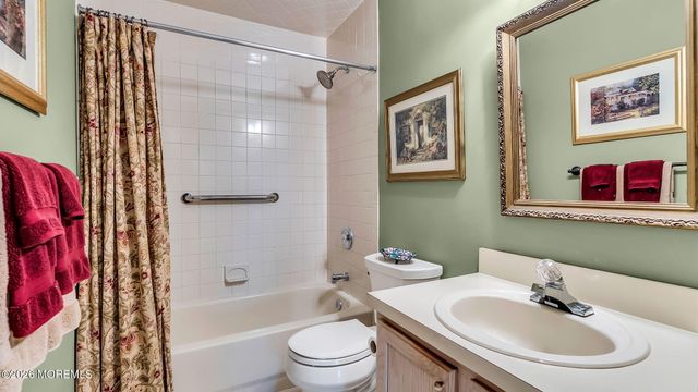 426 Deuce Drive, Wall, NJ 07719