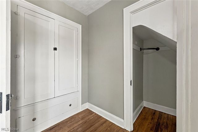 1155 Oxford Road, Cleveland Heights, OH 44121