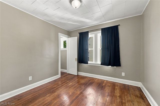 1155 Oxford Road, Cleveland Heights, OH 44121