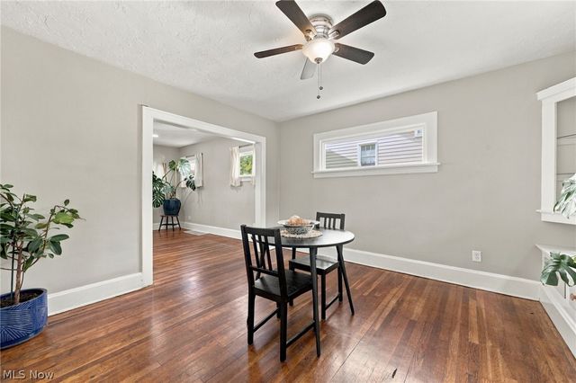1155 Oxford Road, Cleveland Heights, OH 44121