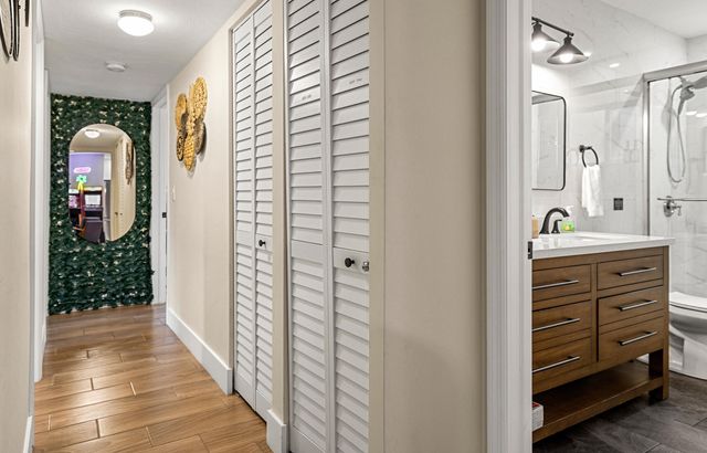 1720 SW 32nd Street, Fort Lauderdale, FL 33315