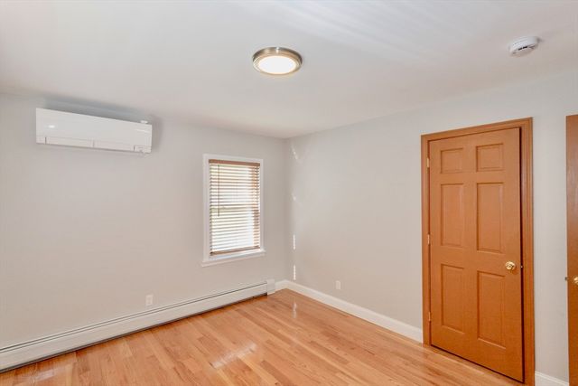 254 Redlands Street, Springfield, MA 01104