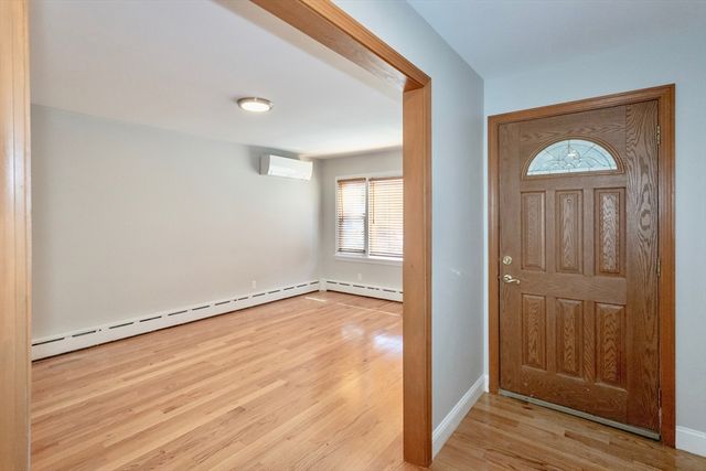 254 Redlands Street, Springfield, MA 01104