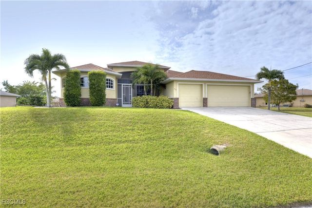 522 SE 13th ST, Cape Coral, FL 33990